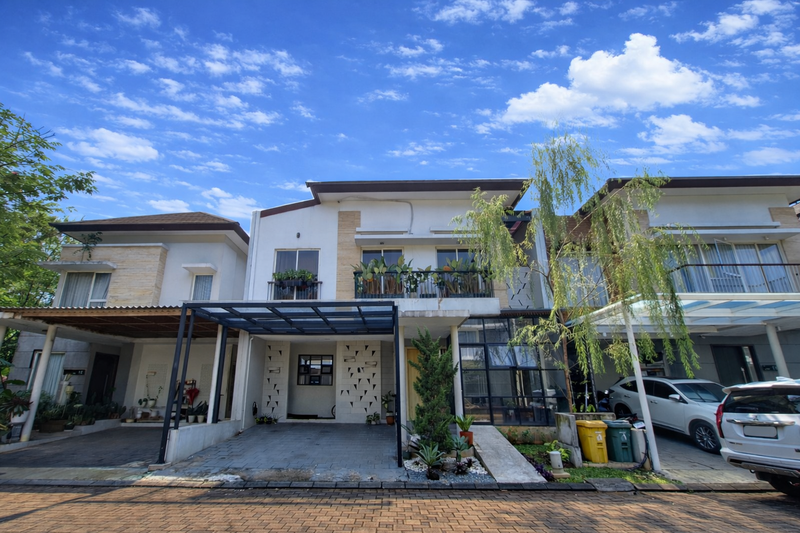 Lebak bulus serenia rumah dekat tb simatupang private swimpool