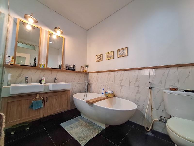 Lebak bulus serenia rumah dekat tb simatupang private swimpool