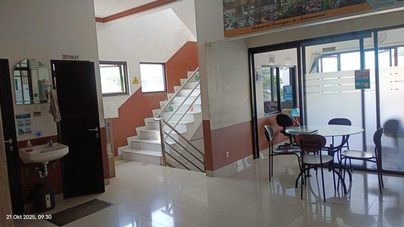 Gudang Huk di Taman Tekno BSD Dekat Tol dan Stasiun Kereta