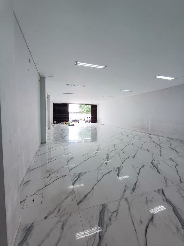 Tempat Usaha Disewakan di Kawasan Komersial Tegalsari Surabaya Pusat