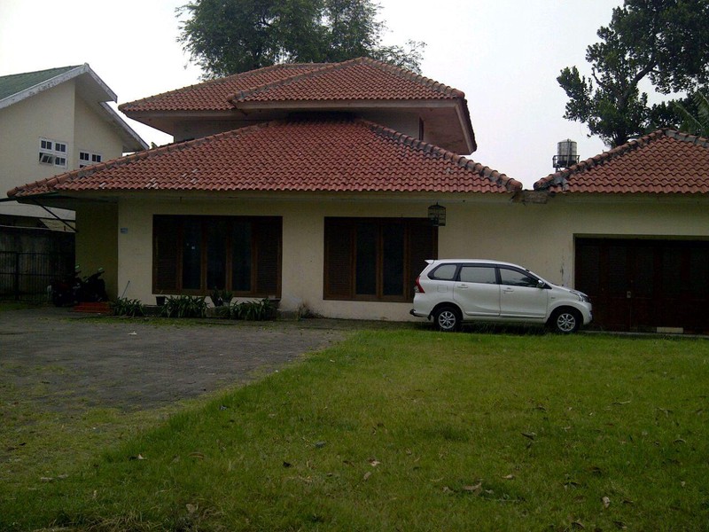 Rumah Luas 1596 Bangunan 350 di Kebon Jeruk Jakarta Barat