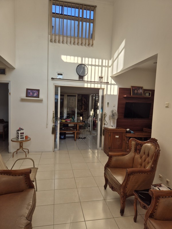 Rumah Siap Huni dengan Hunian Nyaman dan Asri di Bintaro Jaya Sektor 9