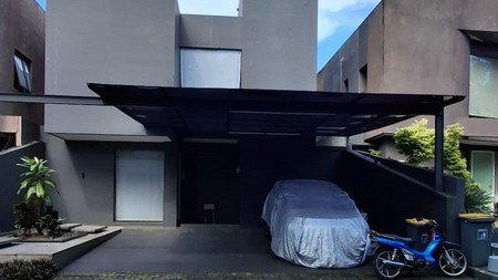 Dijual dan/atau Disewakan Rumah Bagus Ozone Residence Dalam Cluster Ada Club House di Bintaro Pesanggrahan