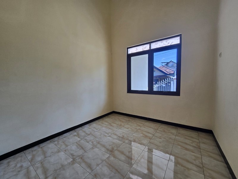 Disewakan Rumah Nirwana Executive 