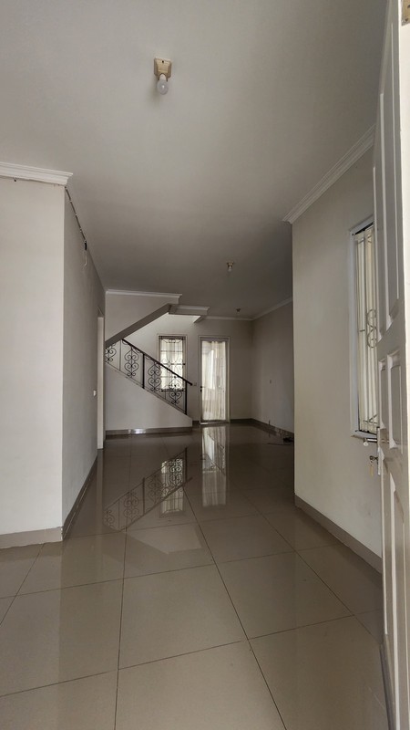 Rumah siap huni per tahun di Legenda Wisata