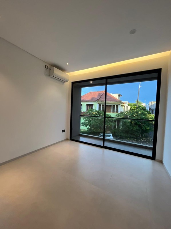 Dijual Rumah Modern Kontemporer 3 Lt Di Bali View Cirendeu (dkt Mrt Lebak Bulus )