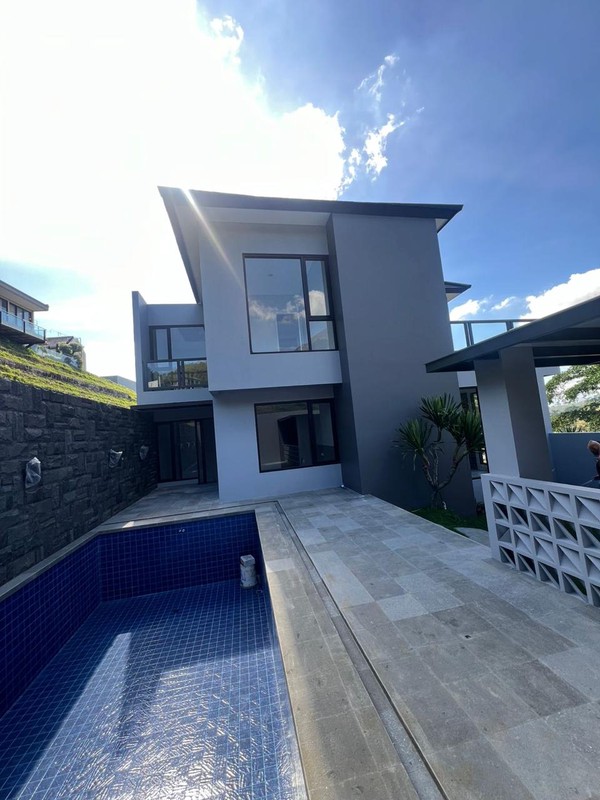 3 Milyar-an New Private Pool Rumah Villa The Taman Dayu - Pandaan - Pasuruan Jatim - Best View - Hunian Mewah Ada Kolam Renang , Lapangan Golf 