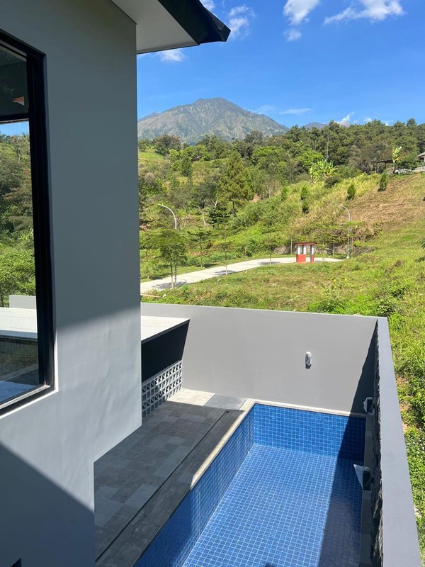 3 Milyar-an New Private Pool Rumah Villa The Taman Dayu - Pandaan - Pasuruan Jatim - Best View - Hunian Mewah Ada Kolam Renang , Lapangan Golf 