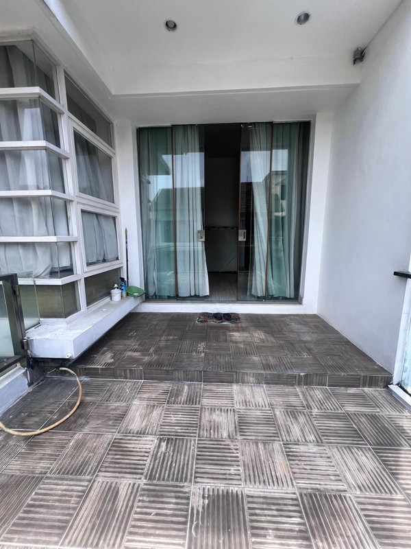 Rumah 3 Lantai Siap Huni dengan Hunian Nyaman dan Asri @Bintaro Sektor 9