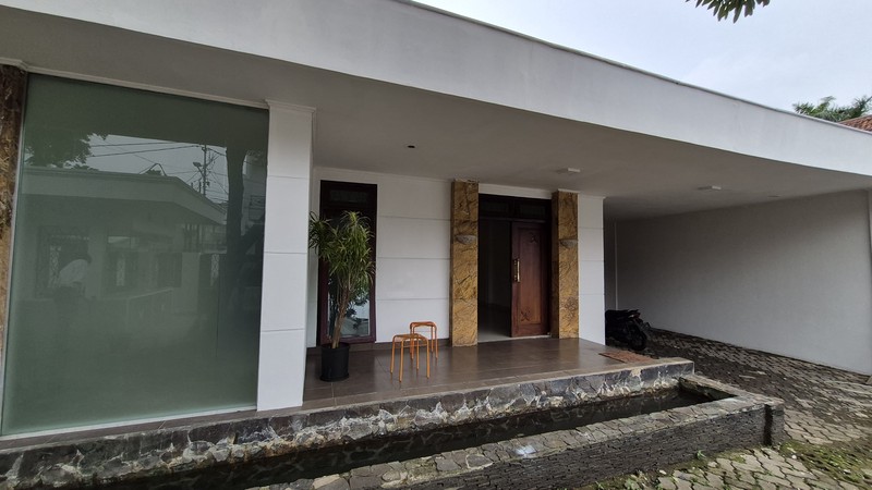 Rumah Mewah Dijual di Jalan Cirebon Menteng Jakarta Pusat