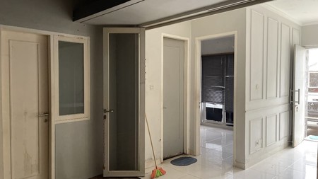 Rumah Bagus Di Ayna Residence Graha Raya Bintaro Tangerang Selatan,