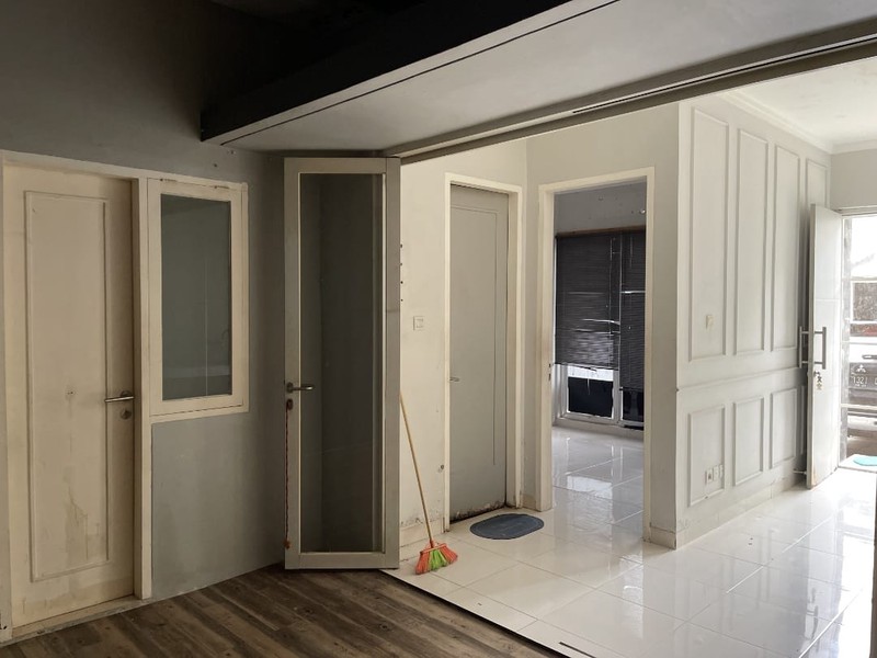 Rumah Bagus Di Ayna Residence Graha Raya Bintaro Tangerang Selatan,