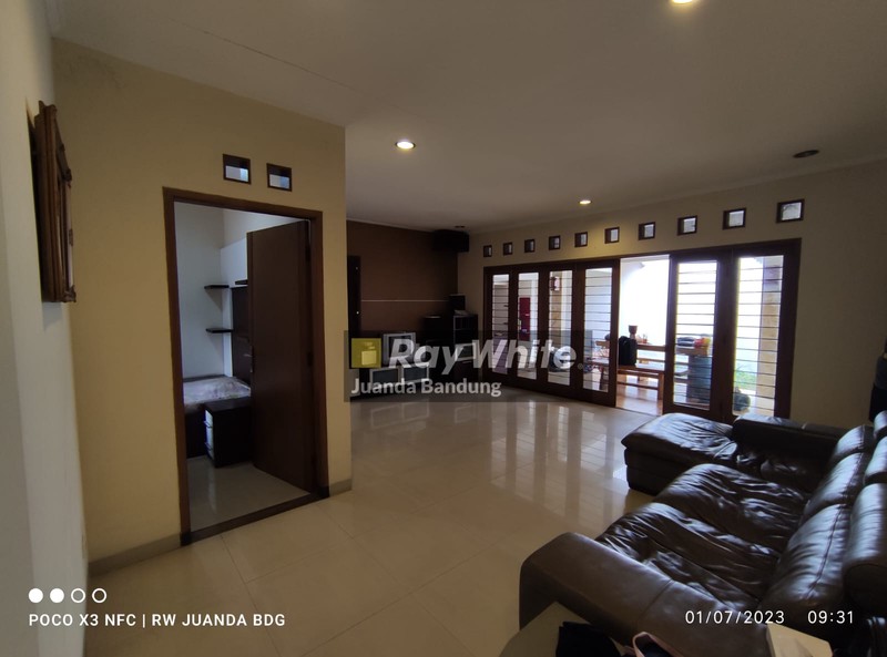 Rumah Luas di Fajar Raya Estate - Cimahi 