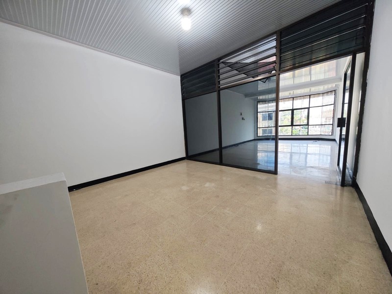 Disewakan Ruko Strategis di Kalianyar, Surabaya Pusat Dekat THR, Pasar Gembong, Undaan