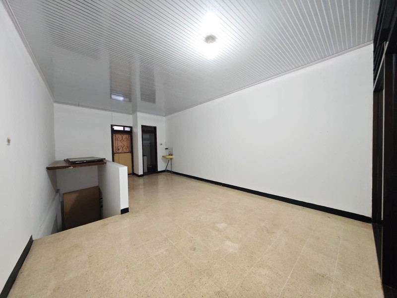 Disewakan Ruko Strategis di Kalianyar, Surabaya Pusat Dekat THR, Pasar Gembong, Undaan