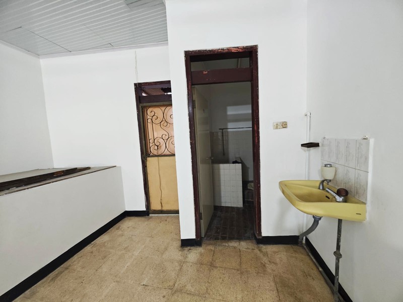 Disewakan Ruko Strategis di Kalianyar, Surabaya Pusat Dekat THR, Pasar Gembong, Undaan