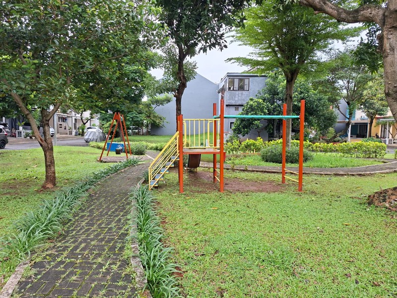 Rumah Bagus Di Eldora Residence Graha Raya Bintaro Jaya