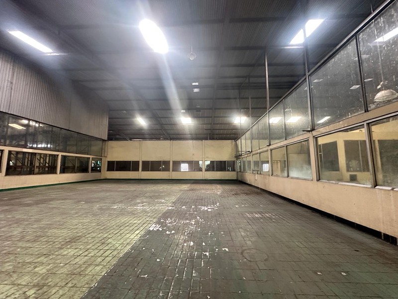 Dijual Gudang Luas, Strategis, Siap Pakai di Jl. Raya Cangkir, Driyorejo 