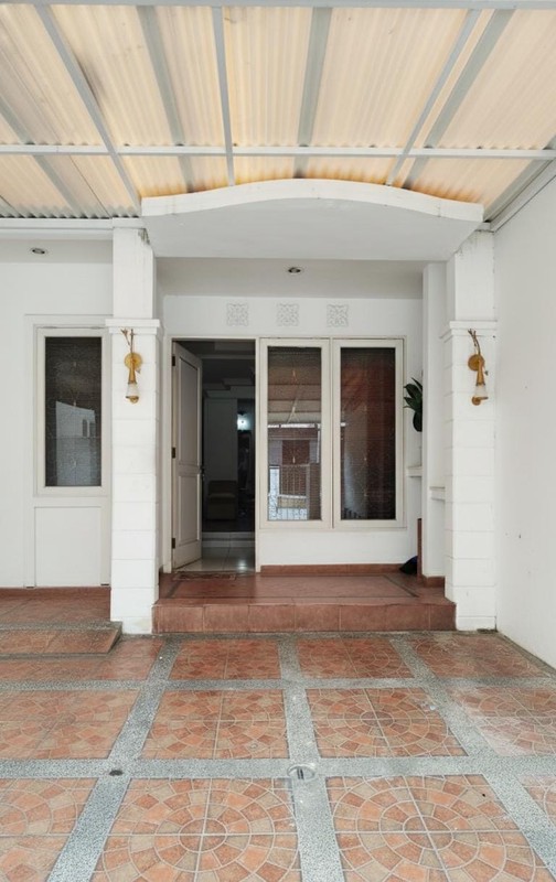 Rumah Siap Huni di Pondok Indah Bisa Untuk Silent Office