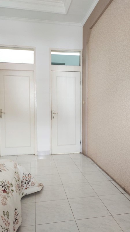 Rumah Siap Huni di Pondok Indah Bisa Untuk Silent Office