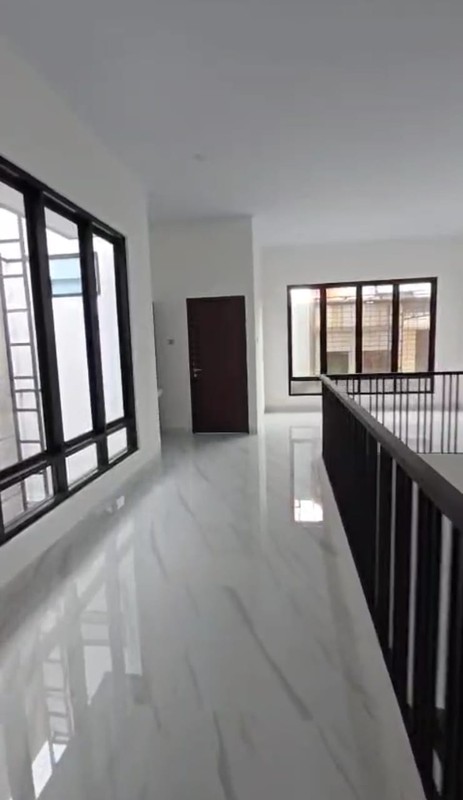 Dijual Rumah Brand New Minimalis Mewah di Taman Villa Meruya