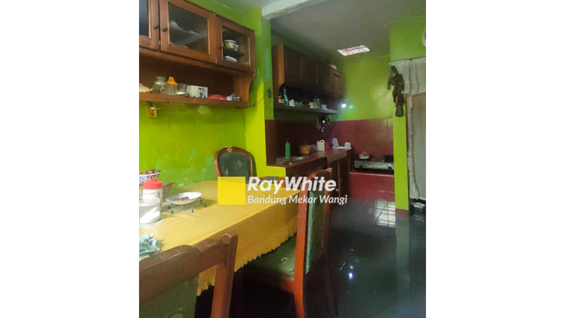 Rumah Dekat Alun alun Sumedang 