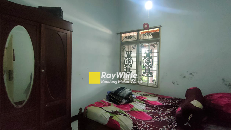 Rumah Dekat Alun alun Sumedang 