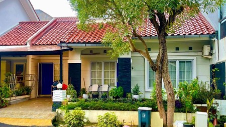 Rumah Bagus Cantik, Siap huni Lokasi Strategis di Bintaro Sektor 9