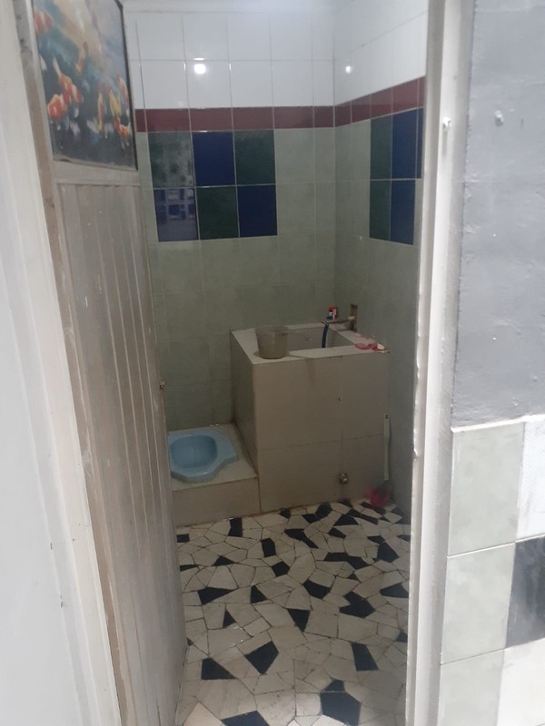 Rumah 2 Lantai 5 Kamar Tidur Lokasi di Kebon Baru Tebet Jaksel