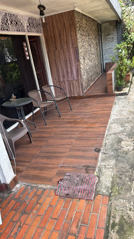 Rumah 2 Lantai Siap Huni dengan Hunian Nyaman dan Asri @Vveteran, Jakarta Selatan