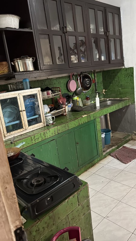 Rumah 2 Lantai Siap Huni dengan Hunian Nyaman dan Asri @Vveteran, Jakarta Selatan