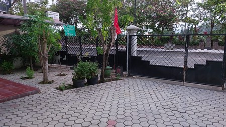 DIJUAL RUMAH DI JALAN MAYJEN SUNGKONO KEDIRI