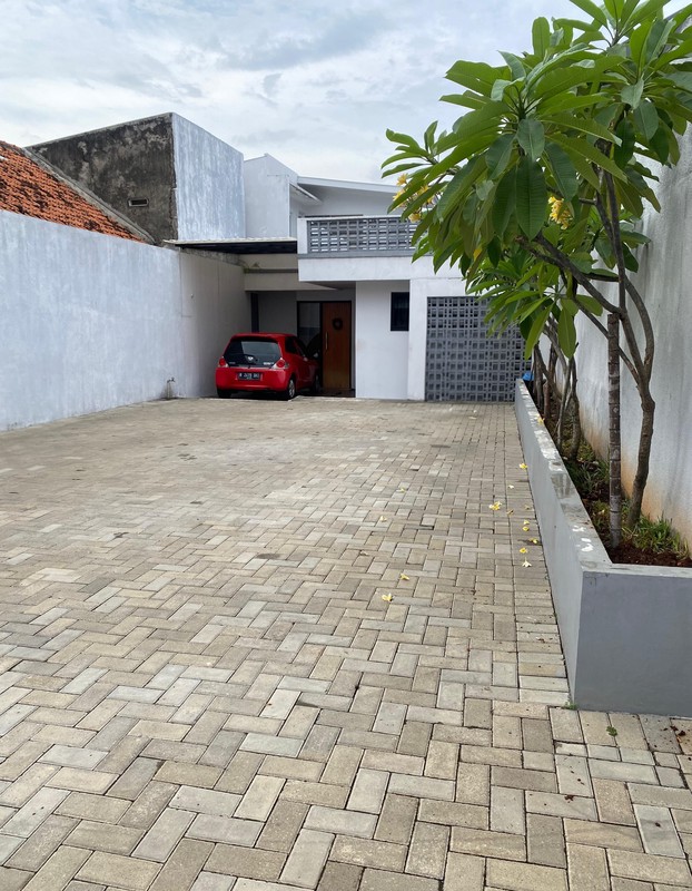 Rumah 2 Lantai Siap Huni dengan Hunian Nyaman dan Asri @Cipadu, Larangan