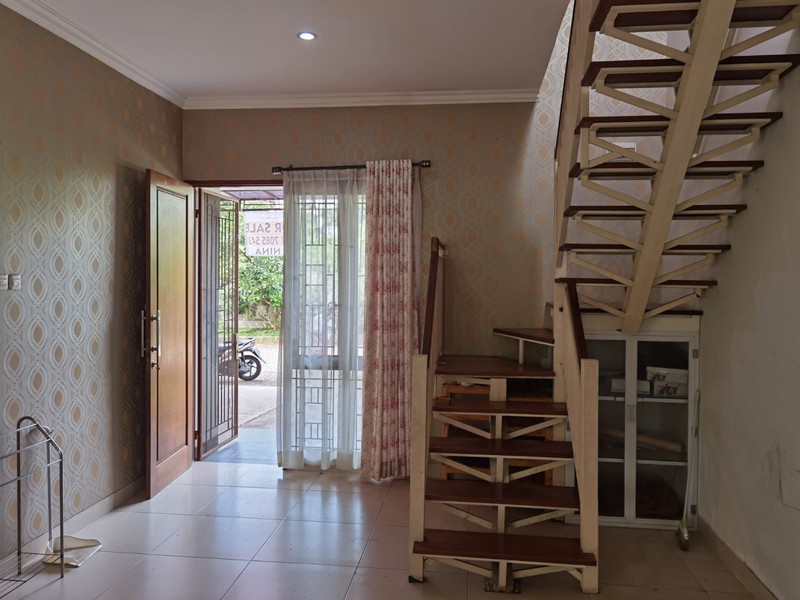 Rumah 2 Lantai Siap Huni dengan Hunian Nyaman dan Asri @Ciputat