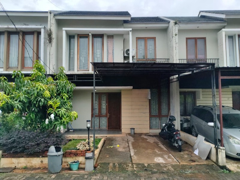 Rumah 2 Lantai Siap Huni dengan Hunian Nyaman dan Asri @Ciputat