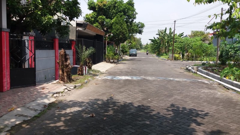 DIJUAL RUMAH DENGAN HARGA TANAH SAJA DI CLUSTER DUKU 
