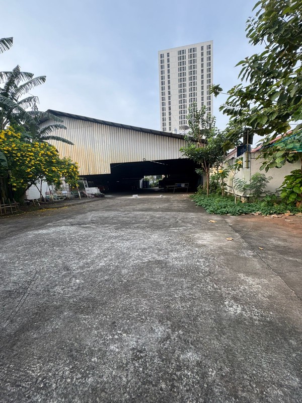 Gudang Industri 2.500 m2 di Pinang Tangerang - Lokasi Strategis