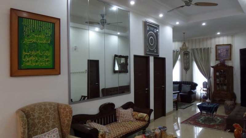 Rumah Mandar Cantik Rapi di Bintaro sektor 3