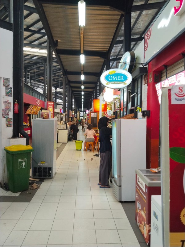 Kios sewa di FreshMarket Emerald ..Bintaro