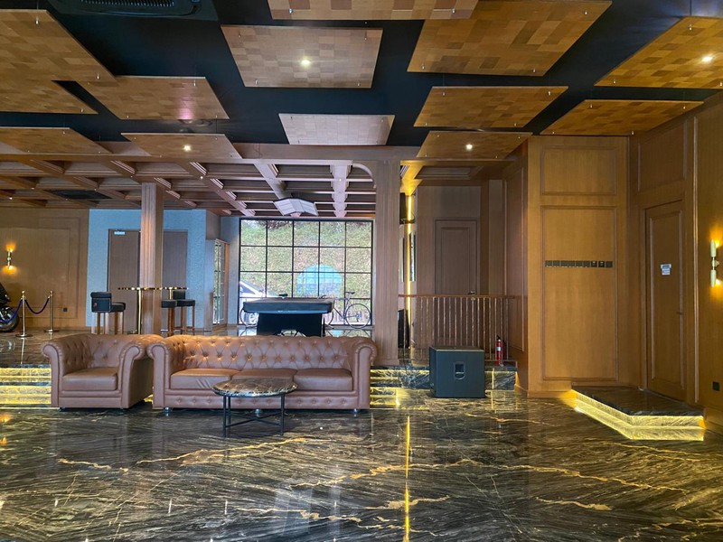 Rumah di Simprug Golf 