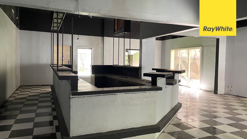 Rumah Dijual Dijalan Anwari Surabaya Pusat