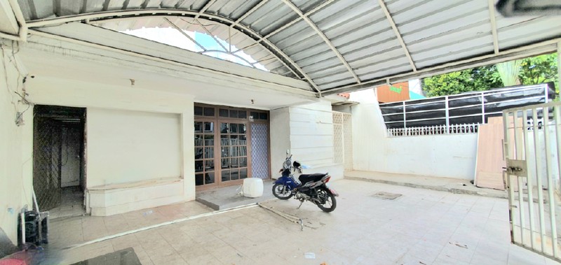 Tersedia kembali!! Rumah Kelapa Nias Raya, Kelapa Gading. Bisa untuk hunian maupun usaha. 