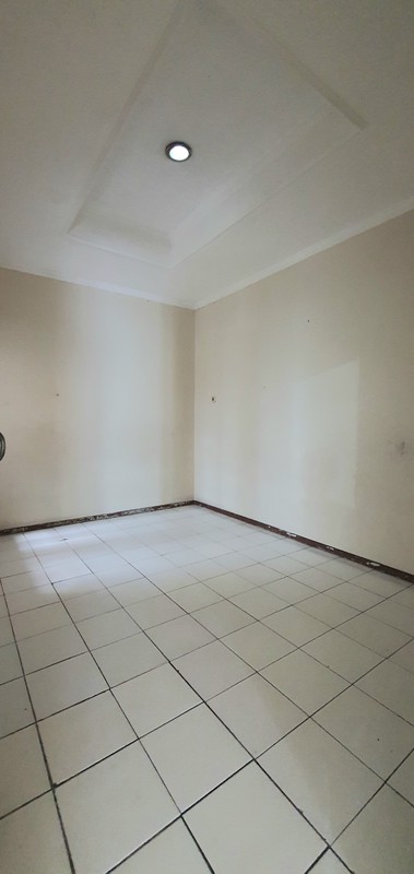 Tersedia kembali!! Rumah Kelapa Nias Raya, Kelapa Gading. Bisa untuk hunian maupun usaha. 