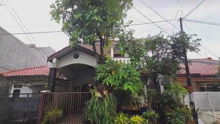 Rumah bagus dan terawat di Komplek telkom ciputat 