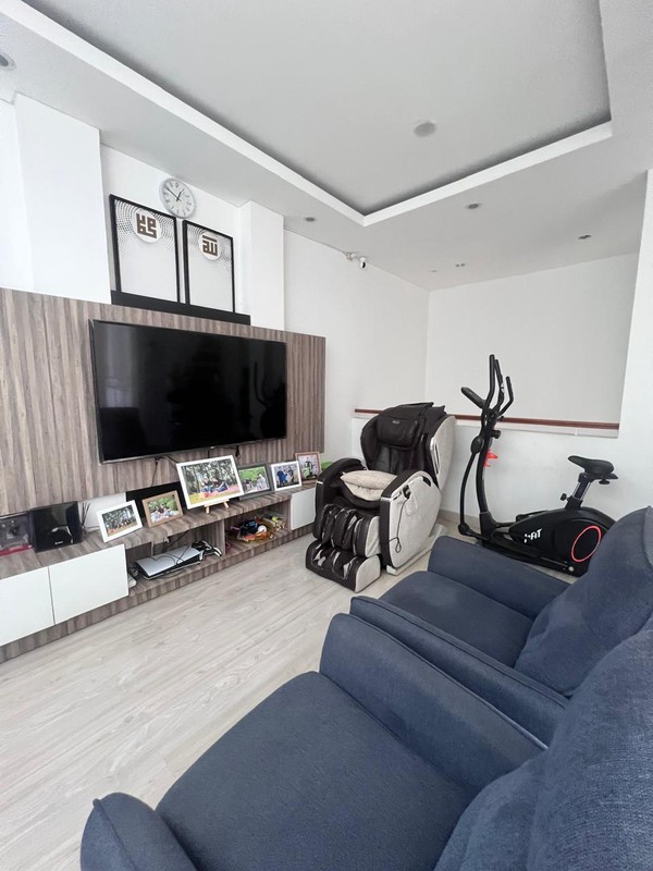 Rumah 3 Lantai Siap Huni dengan Hunian Nyaman dan Asri @Bintaro Sektor 9