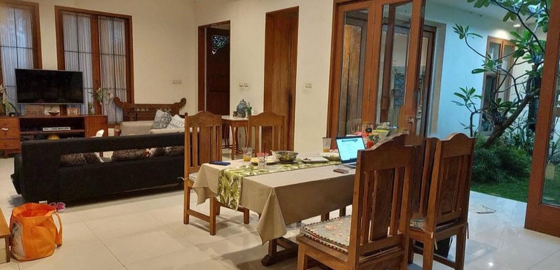 Rumah 2 Lantai Siap Huni dengan Hunian Nyaman dan Asri @Tanah Kusir, Jakarta Selatan