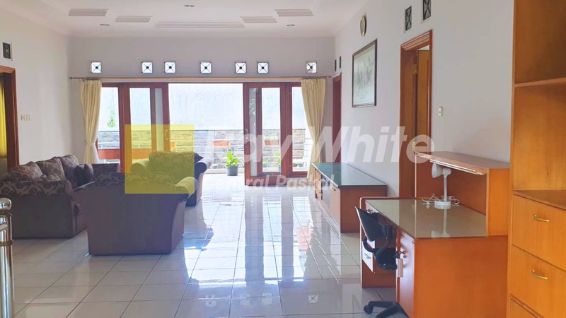 Rumah Furnished di Istana Regency Kota Bandung