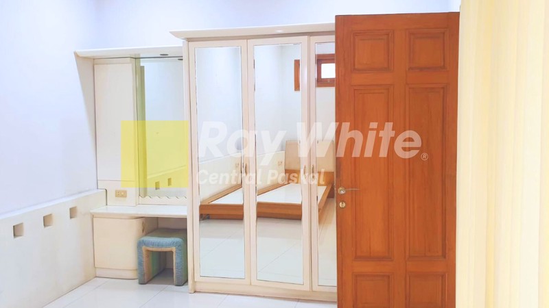 Rumah Furnished di Istana Regency Kota Bandung