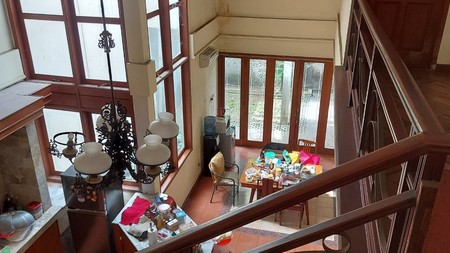 Rumah 2 Lantai Siap Huni dengan Hunian Nyaman dan Asri @Cinere