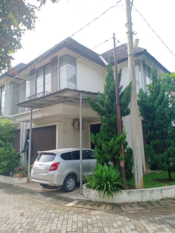 Rumah 2 Lantai, Bebas Banjir Lokasi Strategis dekat ST. Stasiun Pondok Ranji